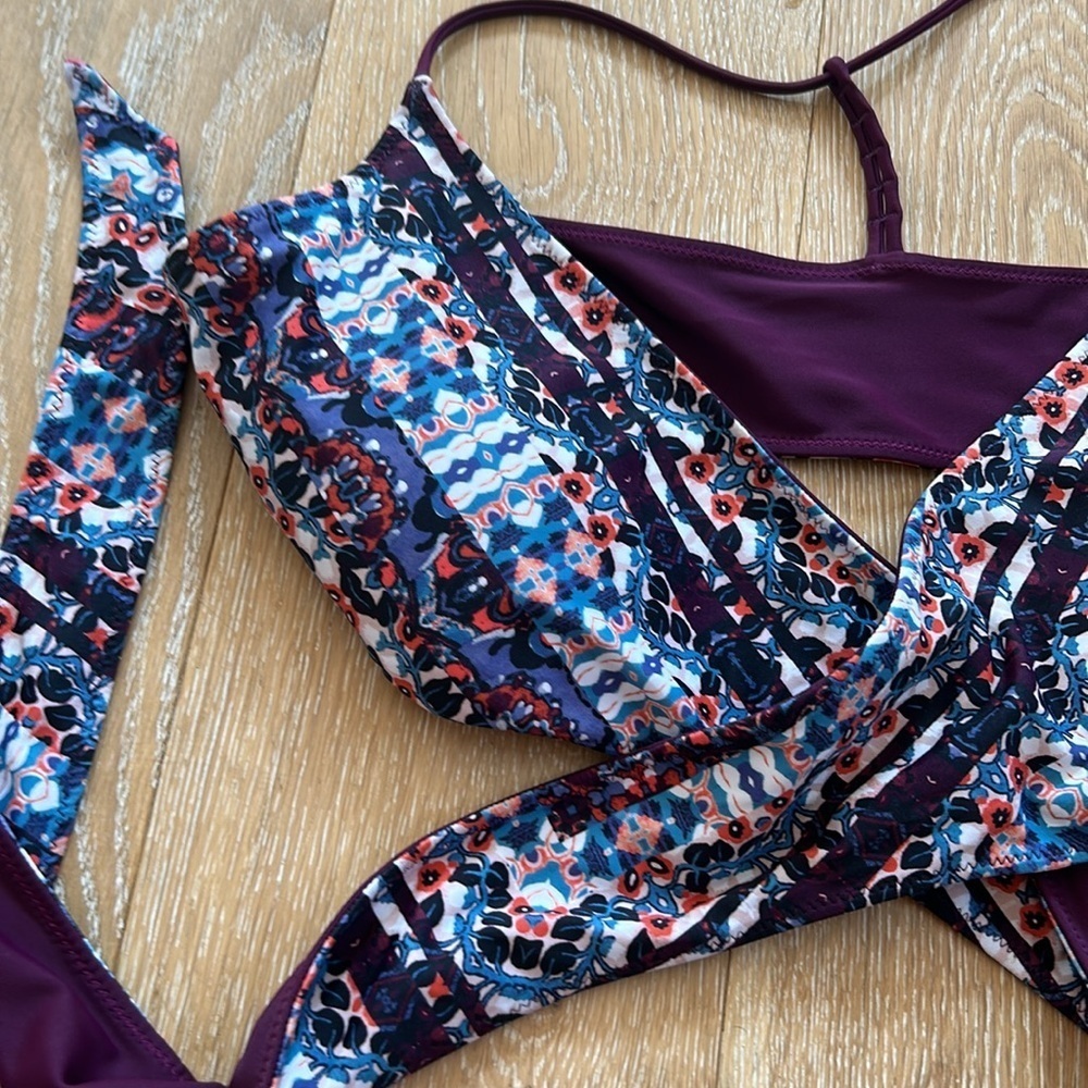 Athleta Marrakesh Reversible Wrap Bikini Top - Picture 3 of 11